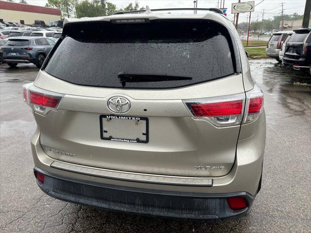 used 2016 Toyota Highlander car, priced at $19,995