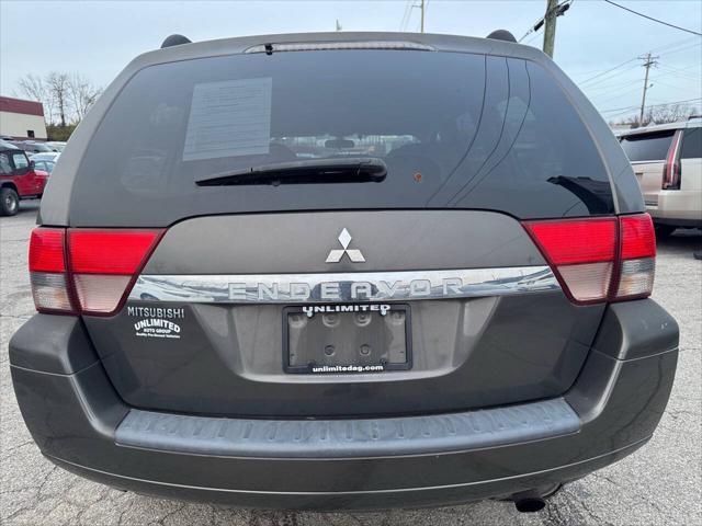 used 2010 Mitsubishi Endeavor car, priced at $3,995