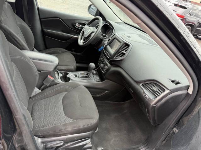 used 2020 Jeep Cherokee car, priced at $13,995