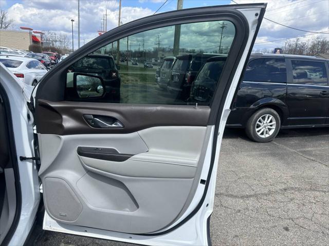 used 2018 GMC Acadia car, priced at $13,995