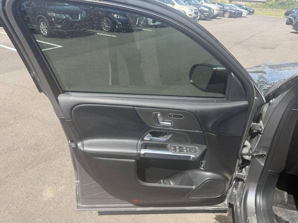 used 2021 Mercedes-Benz GLB 250 car, priced at $19,995