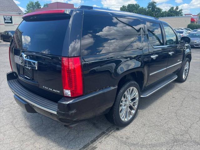 used 2012 Cadillac Escalade ESV car, priced at $11,995