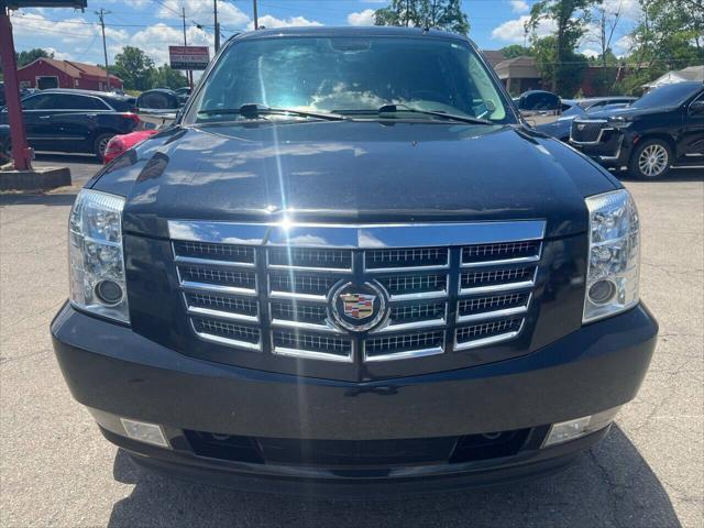 used 2012 Cadillac Escalade ESV car, priced at $11,995