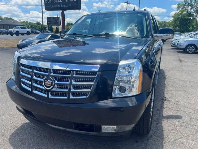 used 2012 Cadillac Escalade ESV car, priced at $11,995