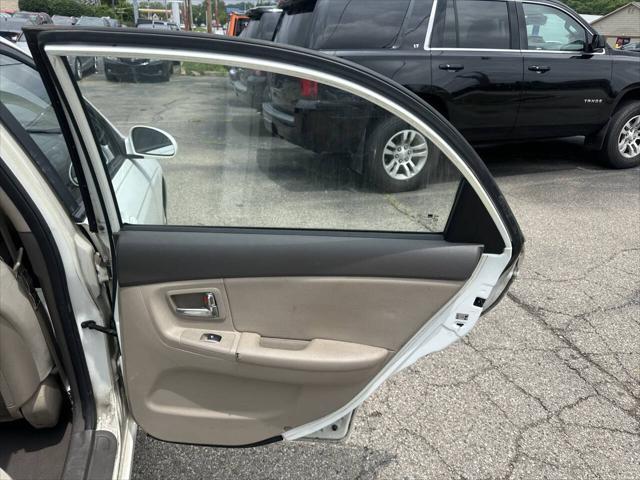 used 2009 Kia Spectra car, priced at $2,495