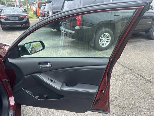 used 2010 Nissan Altima car, priced at $5,995