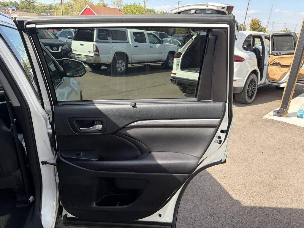 used 2017 Toyota Highlander car, priced at $17,995