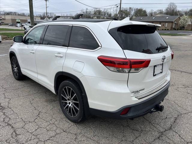 used 2017 Toyota Highlander car, priced at $18,995