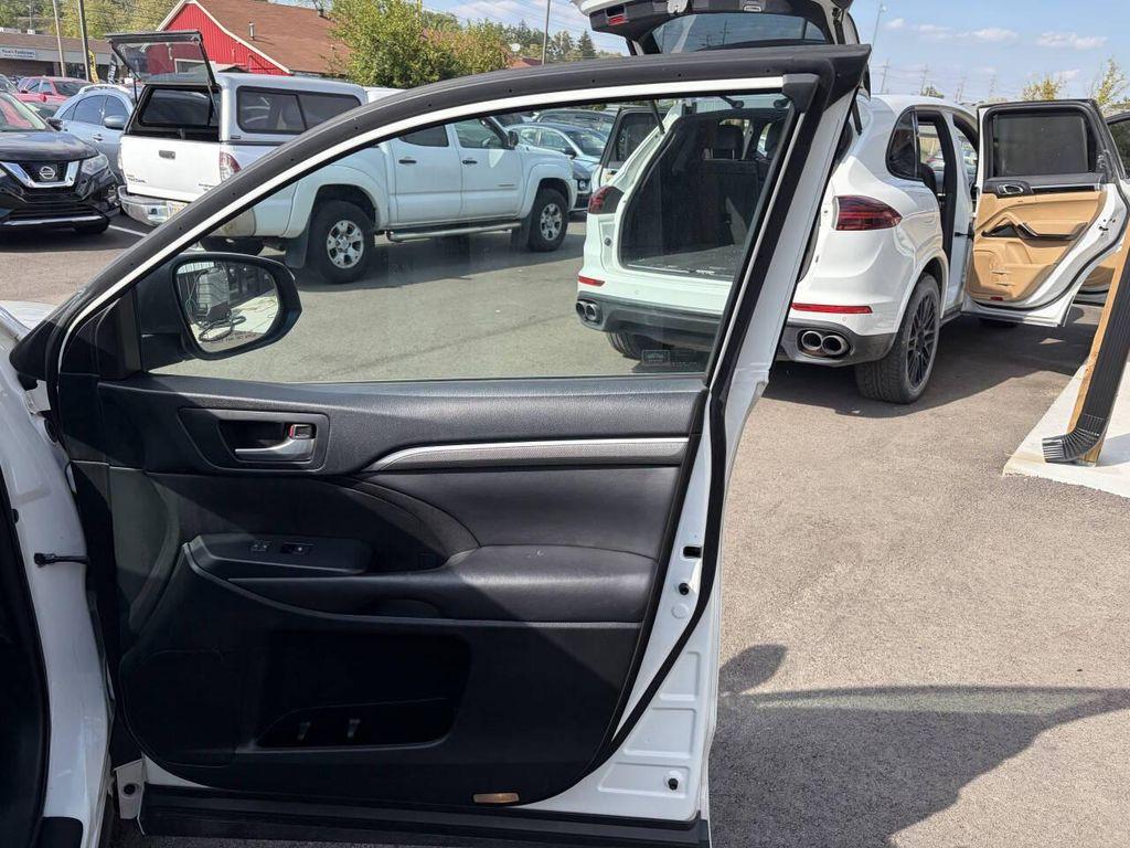 used 2017 Toyota Highlander car, priced at $17,995