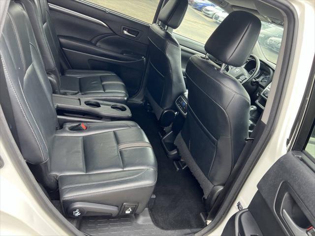 used 2017 Toyota Highlander car, priced at $18,995