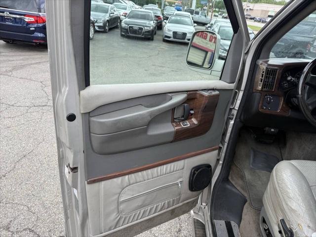 used 2007 Chevrolet Express 1500 car, priced at $7,995