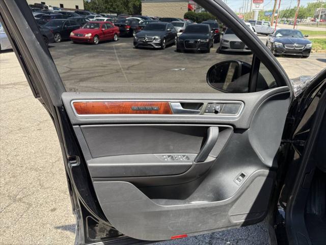used 2013 Volkswagen Touareg car, priced at $7,995