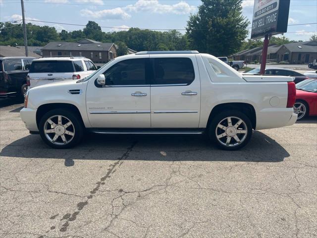 used 2012 Cadillac Escalade EXT car, priced at $10,995