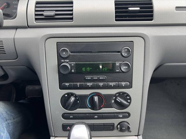 used 2005 Ford Five Hundred car, priced at $4,995