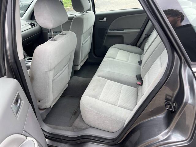 used 2005 Ford Five Hundred car, priced at $4,995