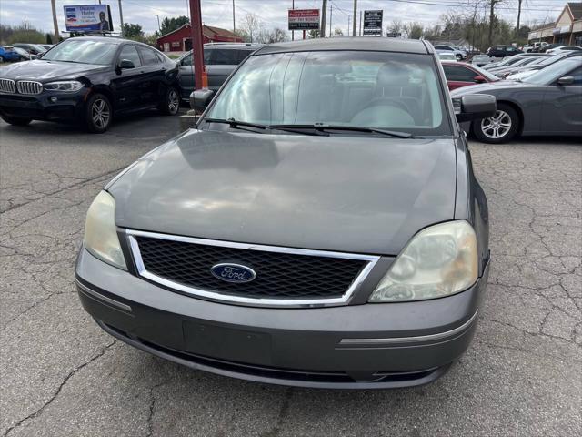 used 2005 Ford Five Hundred car, priced at $4,995