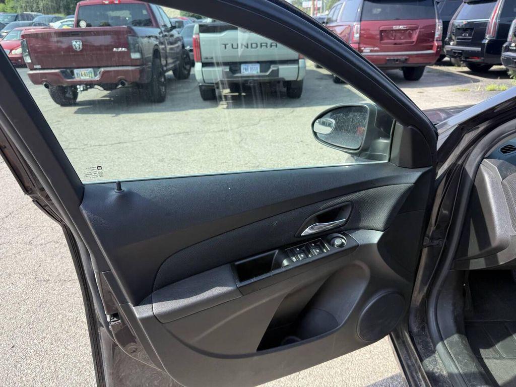 used 2014 Chevrolet Cruze car, priced at $7,995