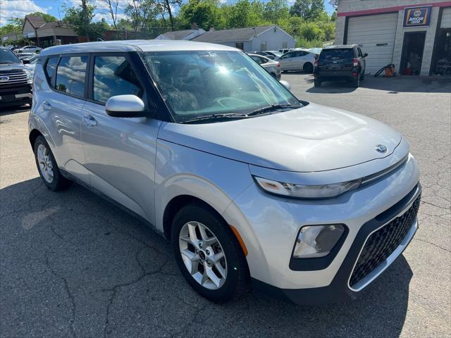 used 2020 Kia Soul car, priced at $9,995