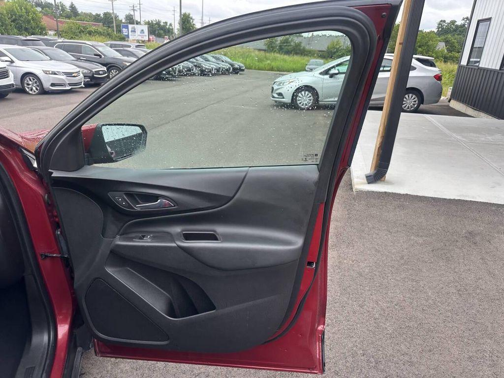 used 2021 Chevrolet Equinox car, priced at $13,995