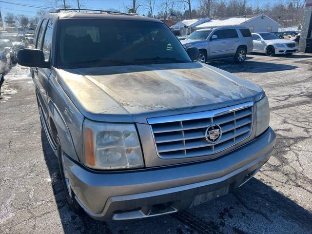 used 2002 Cadillac Escalade car, priced at $4,495