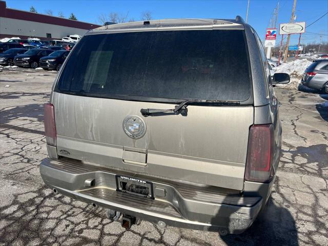 used 2002 Cadillac Escalade car, priced at $4,495