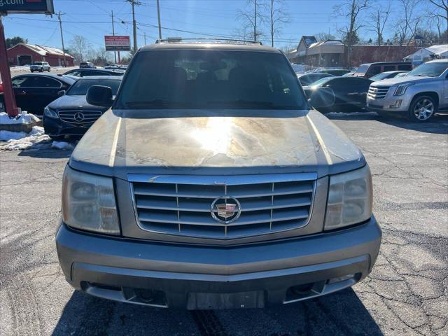 used 2002 Cadillac Escalade car, priced at $4,495