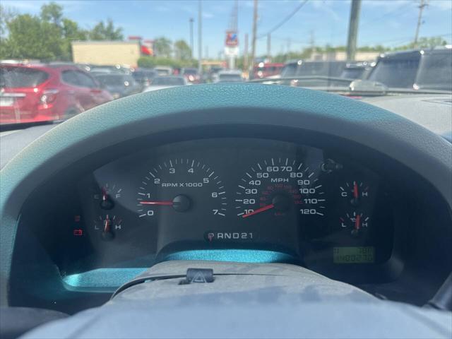 used 2006 Ford F-150 car, priced at $7,995