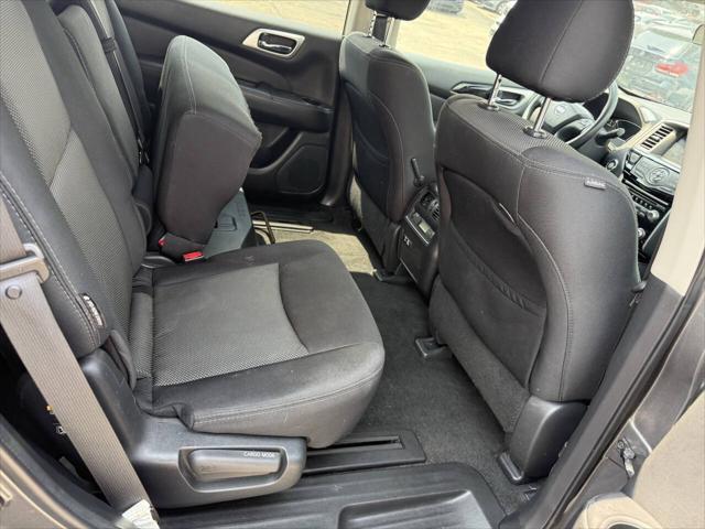 used 2020 Nissan Pathfinder car, priced at $13,995
