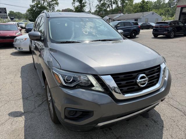used 2020 Nissan Pathfinder car, priced at $13,995