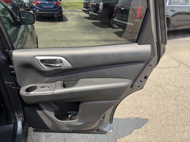 used 2020 Nissan Pathfinder car, priced at $13,995