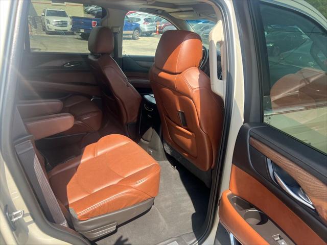 used 2015 Cadillac Escalade car, priced at $18,995