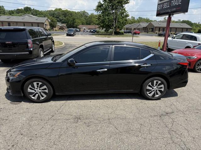 used 2023 Nissan Altima car, priced at $15,995