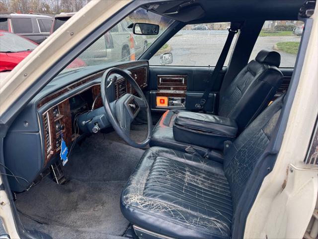 used 1992 Cadillac Brougham car, priced at $3,995