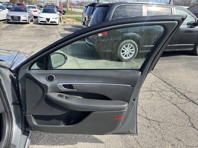 used 2022 Hyundai Sonata car, priced at $13,995