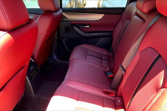 new 2025 Mazda CX-70 PHEV car, priced at $59,655