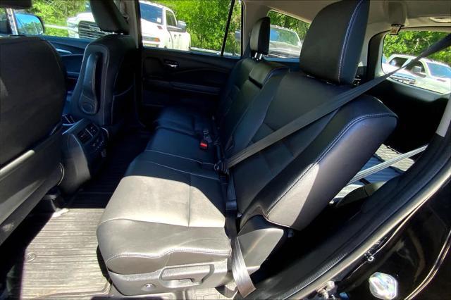 used 2022 Honda Pilot car, priced at $27,490