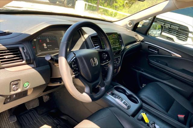 used 2022 Honda Pilot car, priced at $27,490