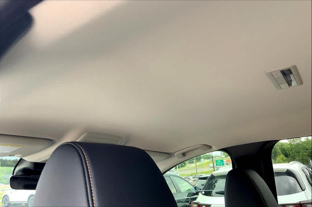 new 2025 Mazda CX-90 car, priced at $40,095