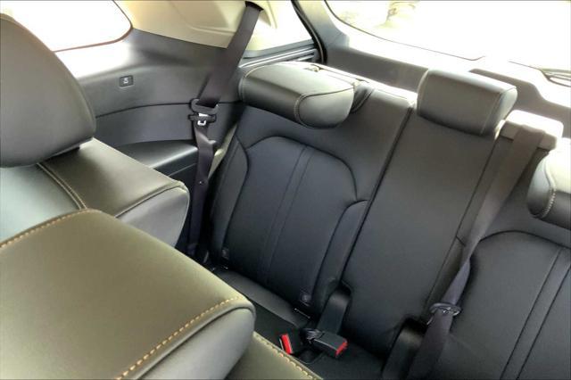 new 2025 Mazda CX-90 car, priced at $43,620