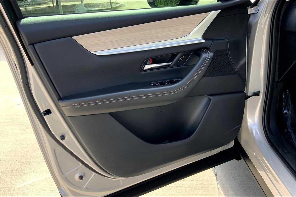 new 2025 Mazda CX-90 car, priced at $49,030