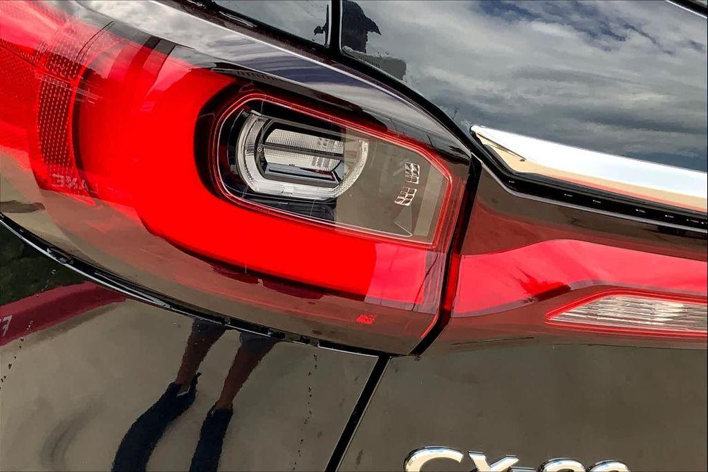 new 2025 Mazda CX-90 car, priced at $43,325