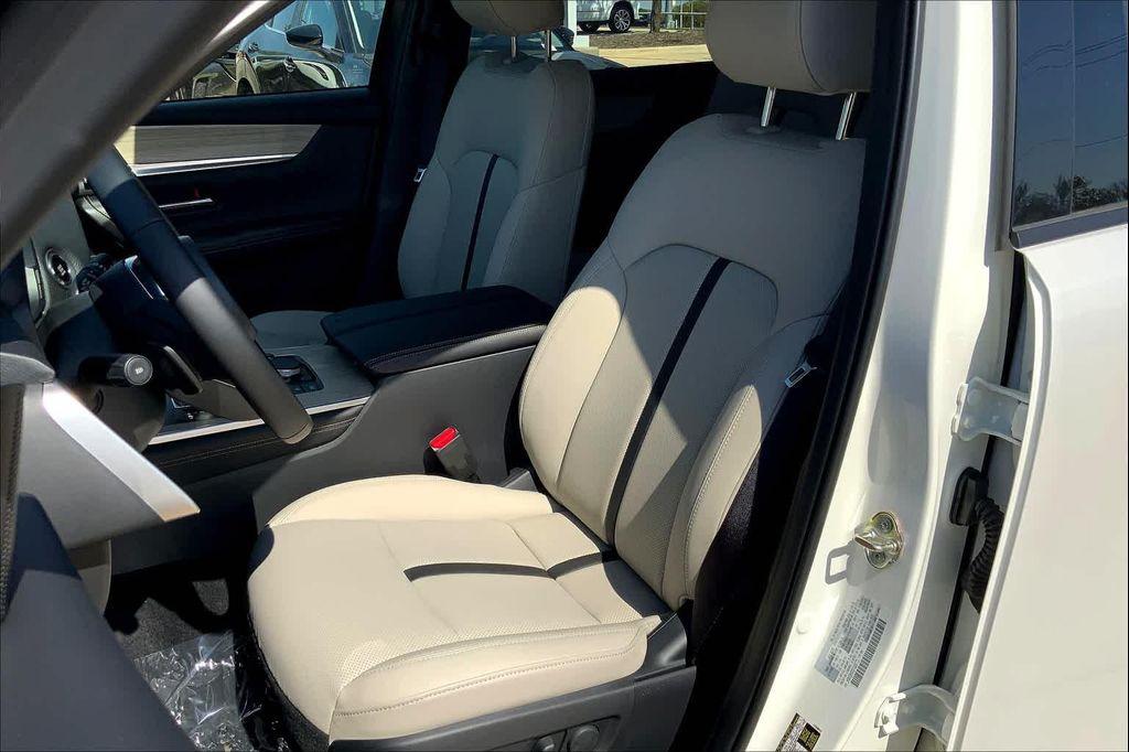new 2025 Mazda CX-90 car, priced at $43,495
