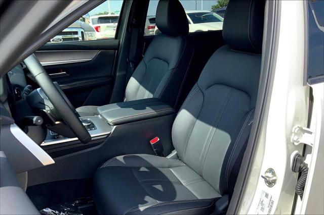 new 2025 Mazda CX-90 car, priced at $49,625