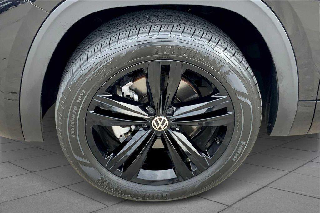 used 2023 Volkswagen Atlas car, priced at $34,488
