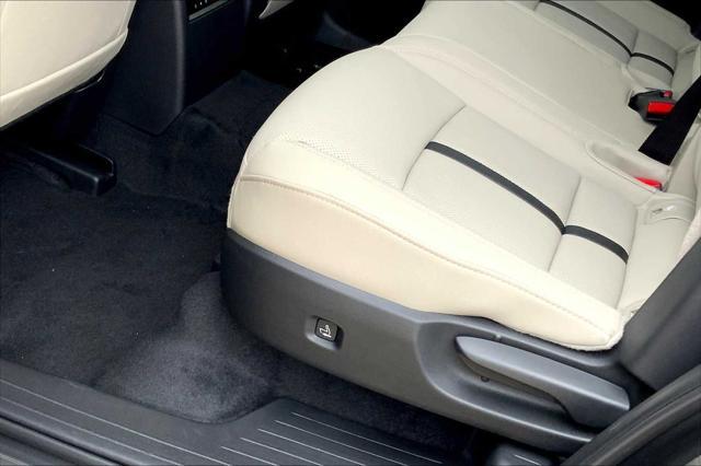 new 2025 Mazda CX-90 car, priced at $43,585