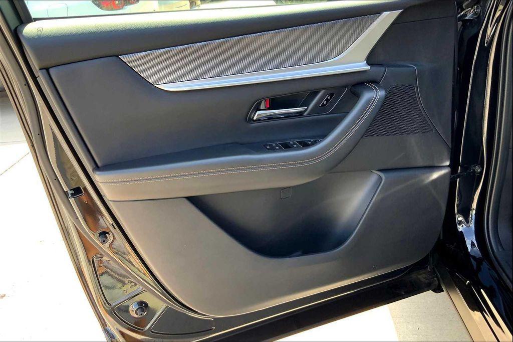 new 2025 Mazda CX-90 car, priced at $51,480
