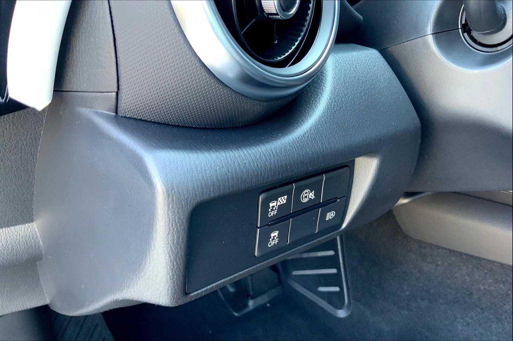 new 2025 Mazda MX-5 Miata RF car, priced at $39,205