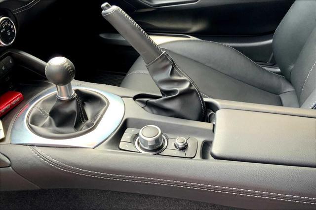 used 2024 Mazda MX-5 Miata RF car