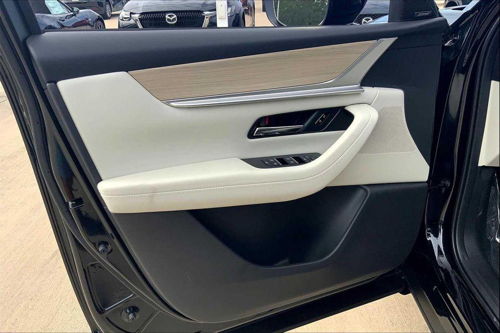 new 2025 Mazda CX-90 car, priced at $51,705