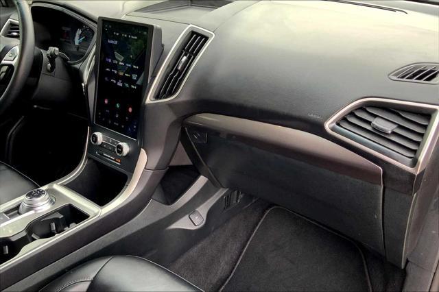used 2024 Ford Edge car, priced at $25,490